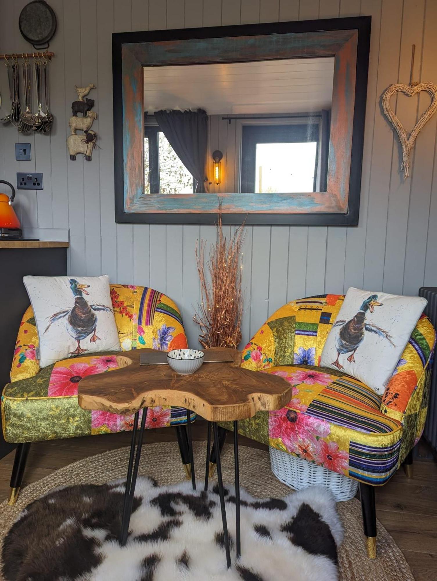 Shedfield Rusty Duck Retreat Shepherds Hut מראה חיצוני תמונה